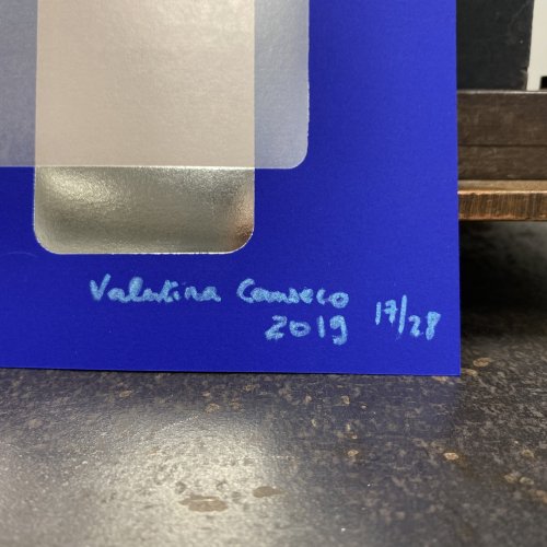Valentina Argent sur papier Bleu